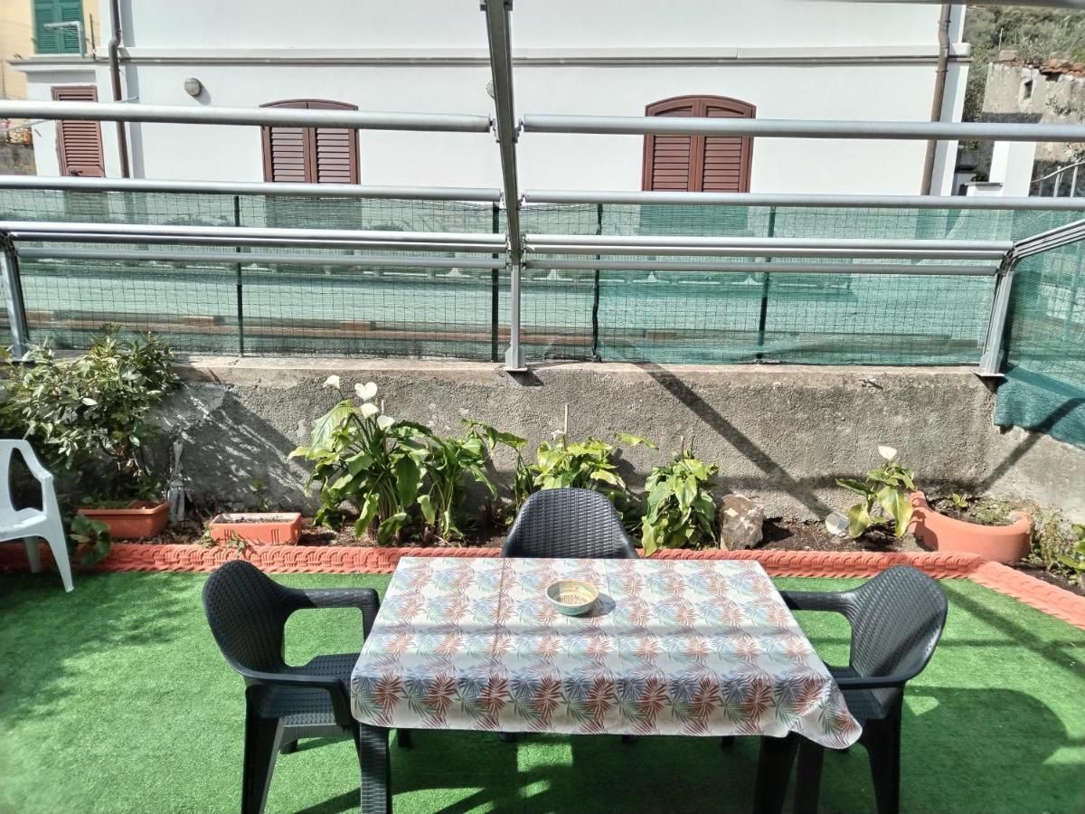 Casa Shanty La Spezia Rum bild